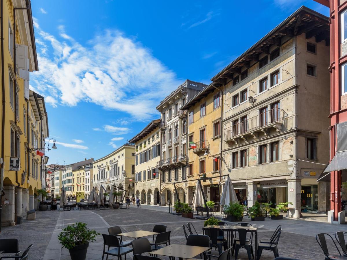 Mercatovecchio Luxury Apartments Udine Exterior foto